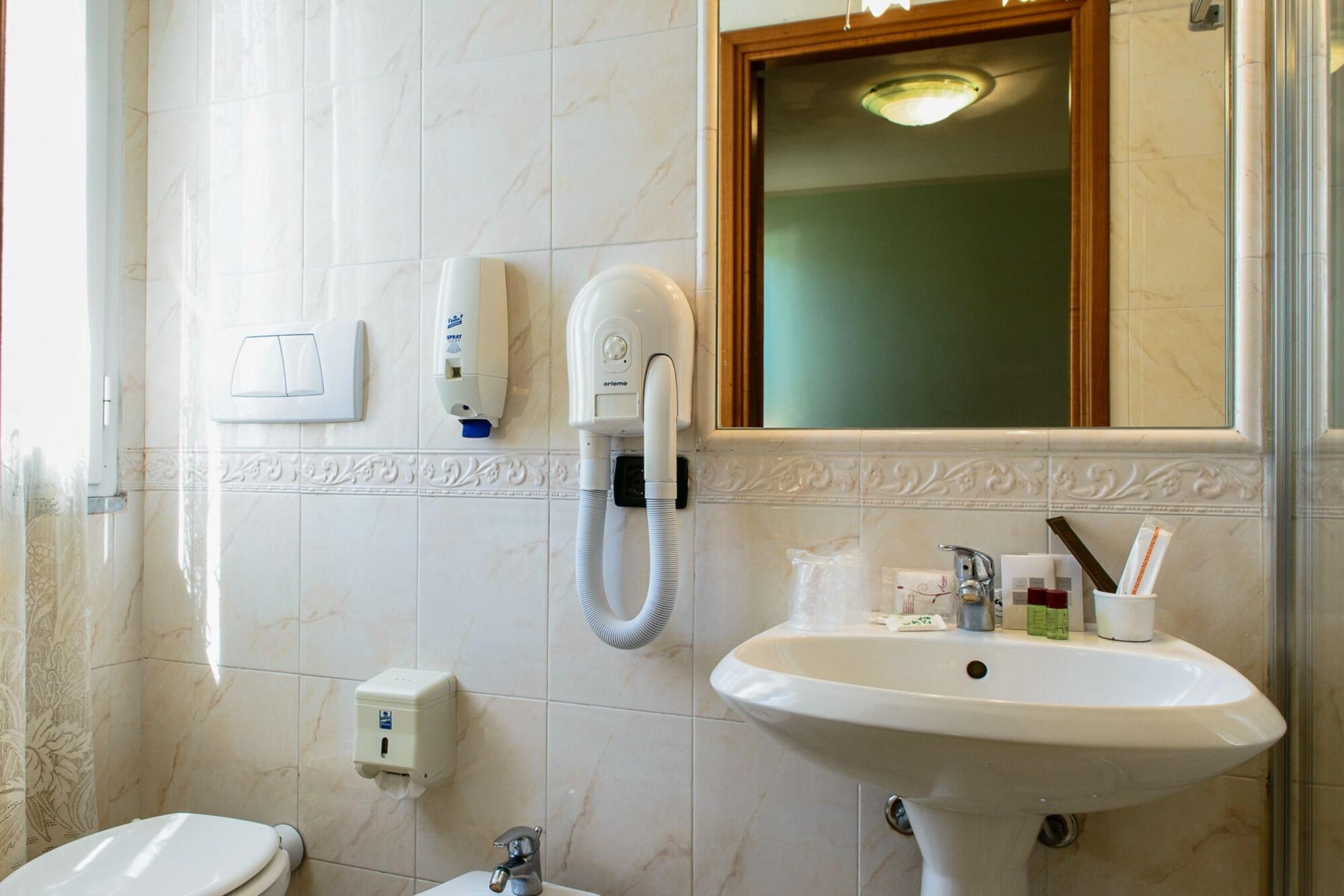 Hotel Villa Adriana Viareggio Eksteriør billede